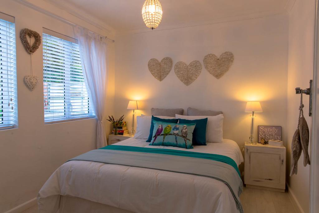 Palm Villa Cottage Kommetjie Esterno foto